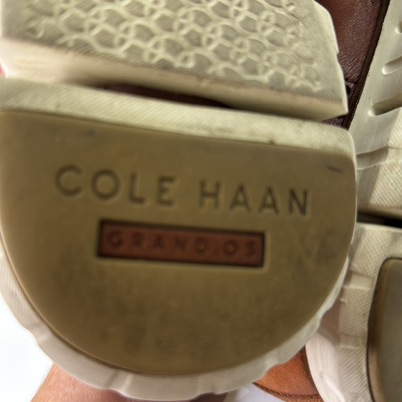 Cole Haan Men's Classic Brown Leather Men's Brogues - Picture 10 of 11